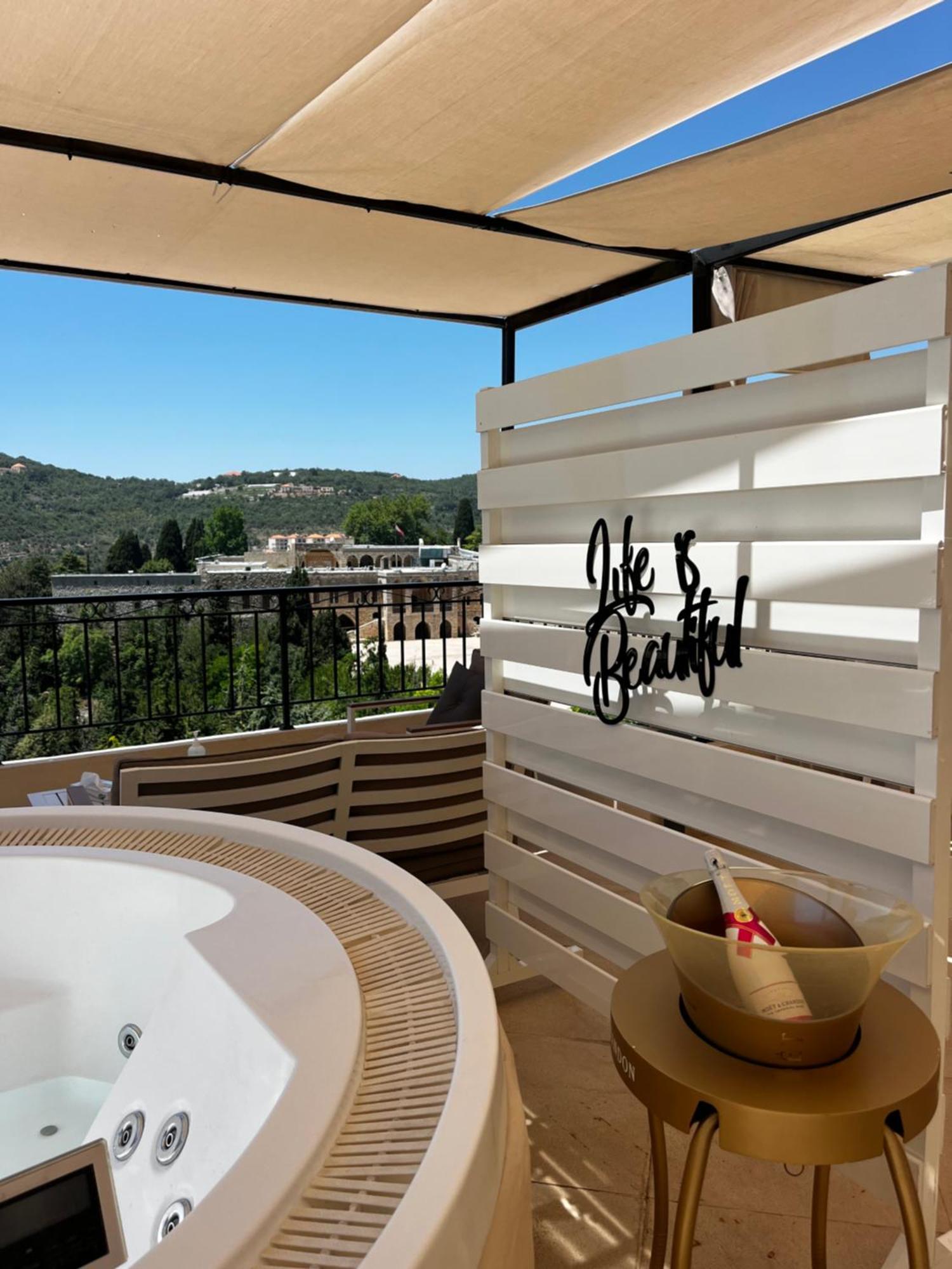 Beit Lebbos Hotel Beiteddine Buitenkant foto