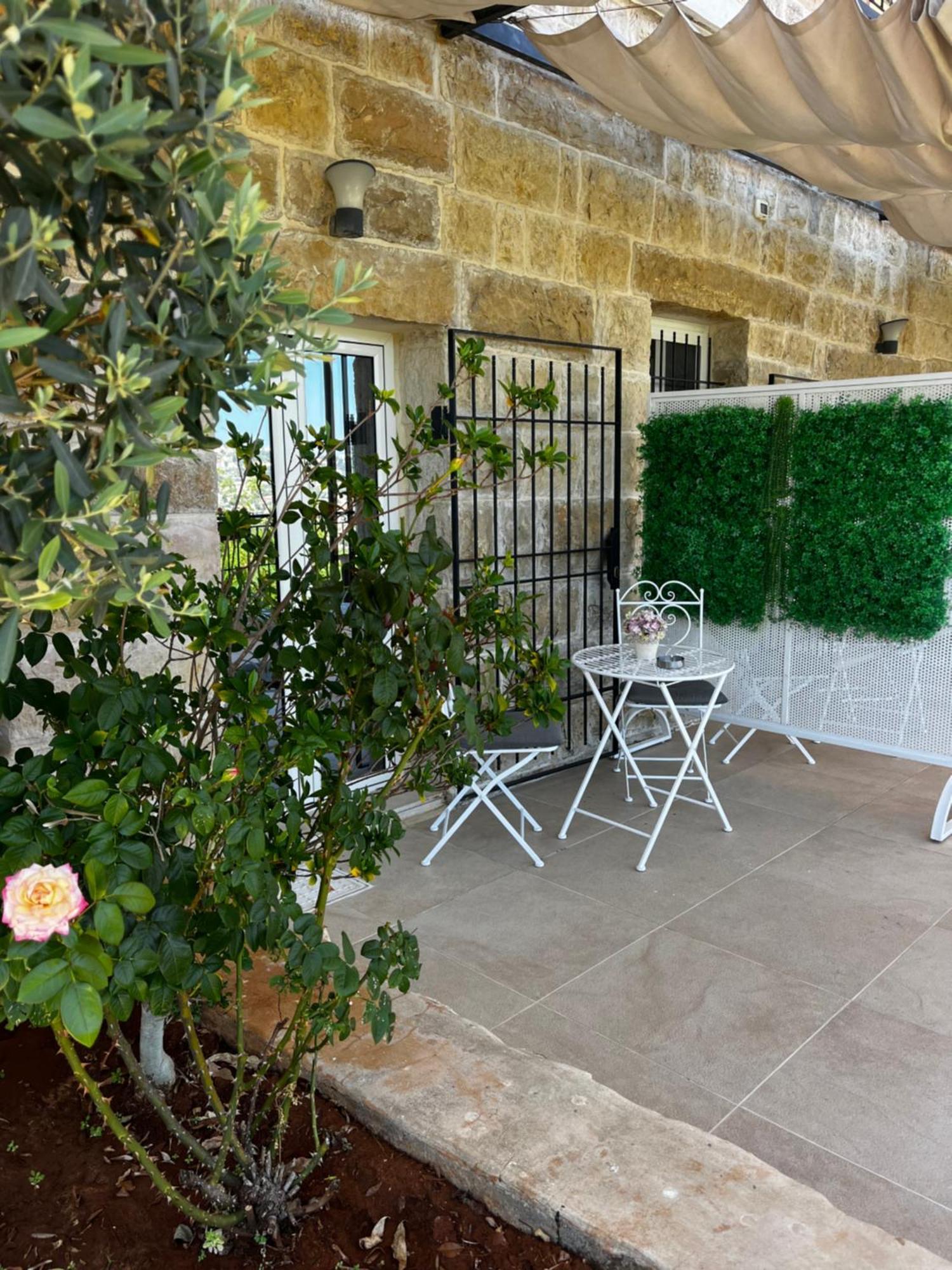 Beit Lebbos Hotel Beiteddine Buitenkant foto