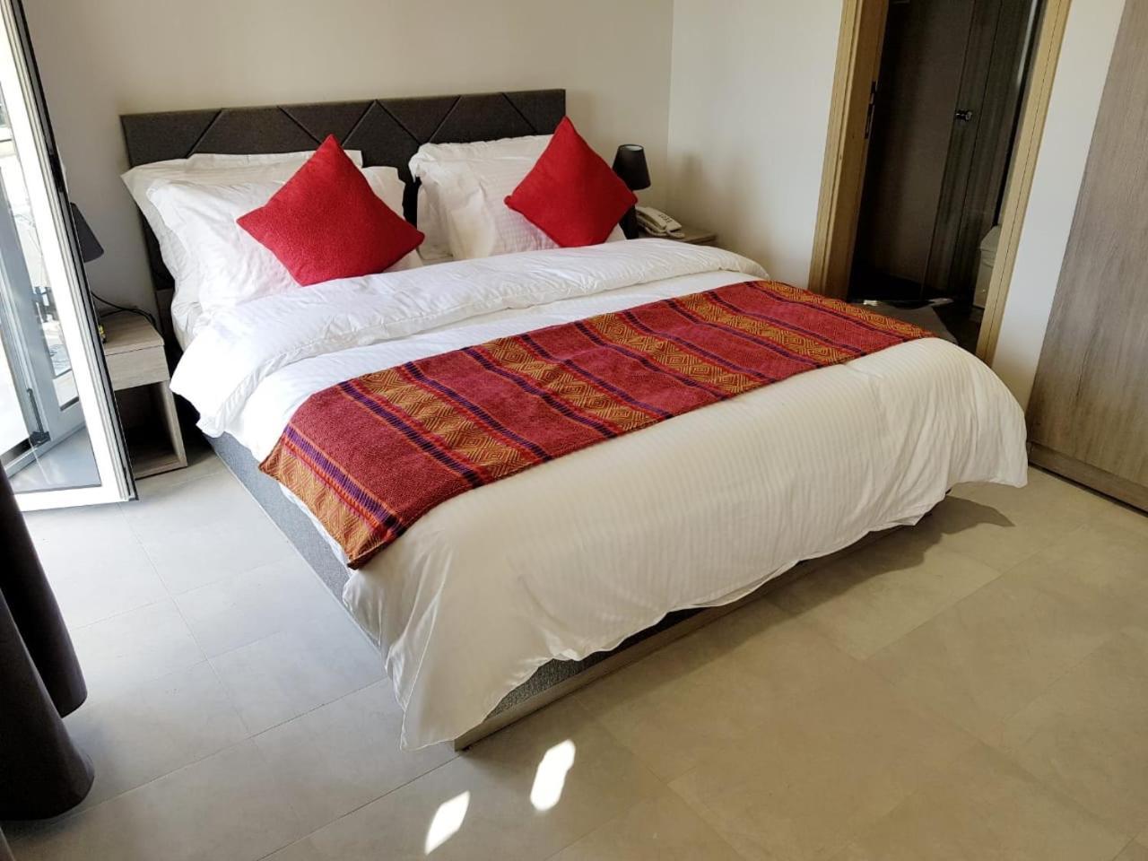 Beit Lebbos Hotel Beiteddine Buitenkant foto