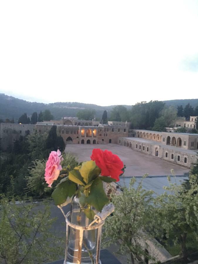 Beit Lebbos Hotel Beiteddine Buitenkant foto